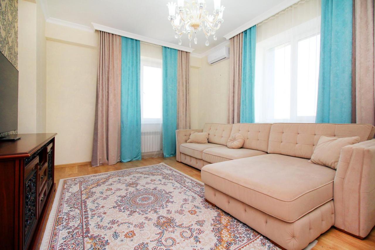 2-комнатная в жк гагарин парк Apartment *