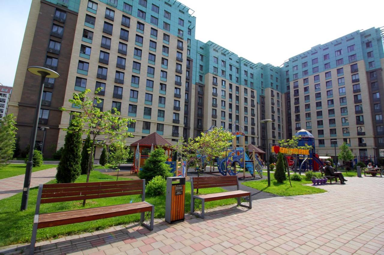 2-комнатная в жк гагарин парк * Almaty